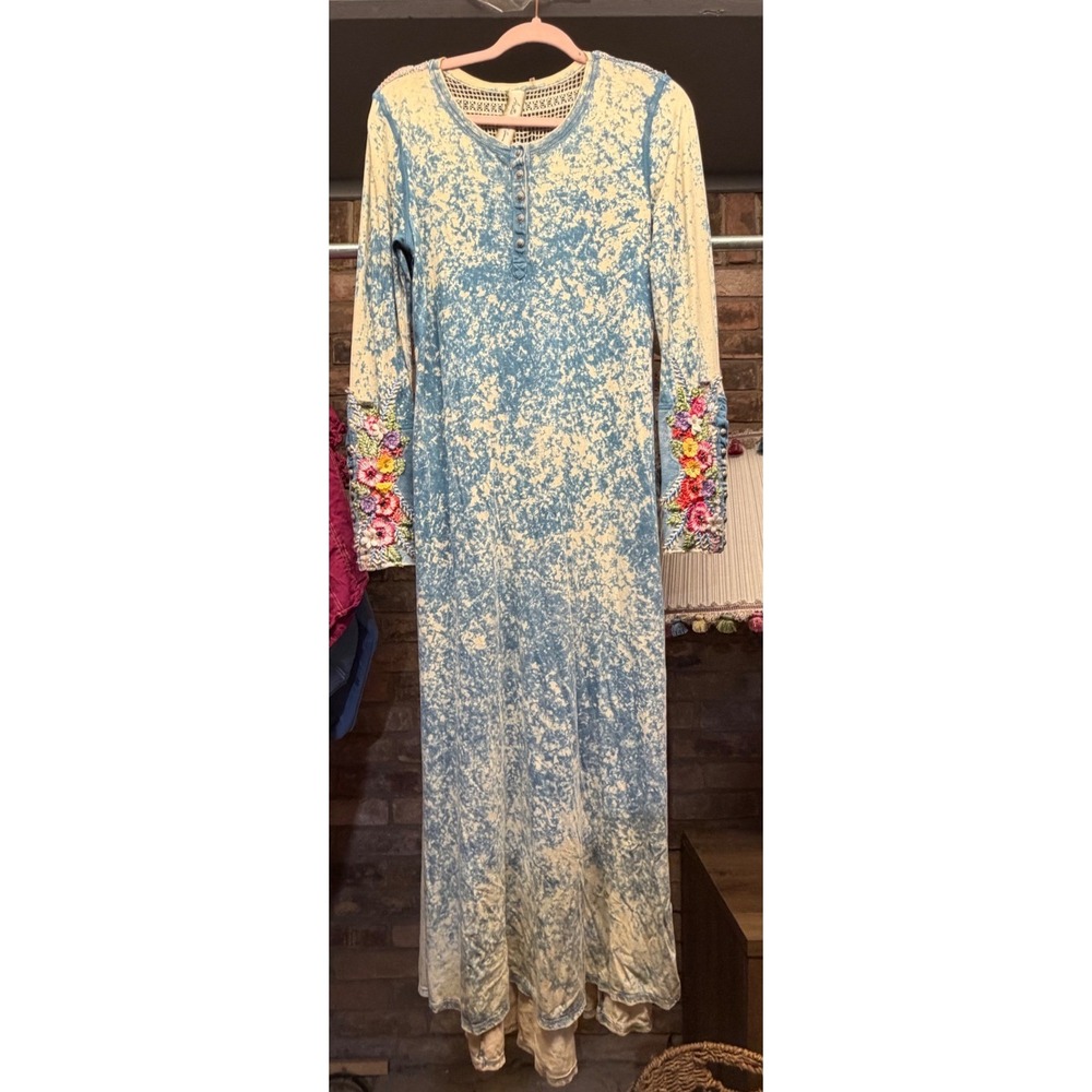 Aratta Silent Journey Blue Acid Wash Floral Embroidered Lace Back Maxi Dress S/M
